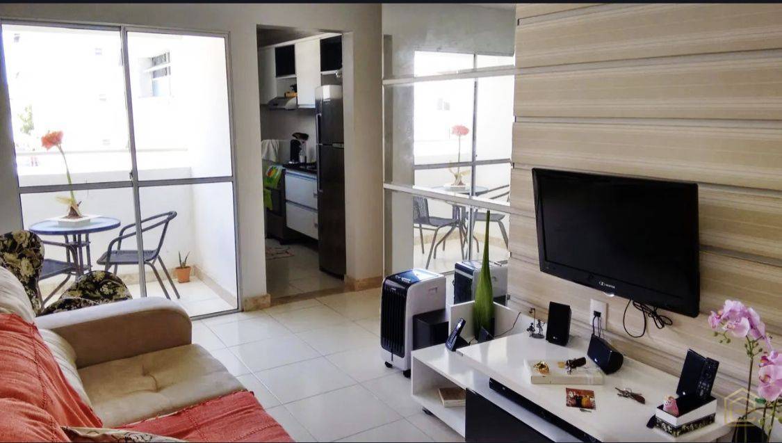 Apartamento à venda com 3 quartos, 67m² - Foto 2