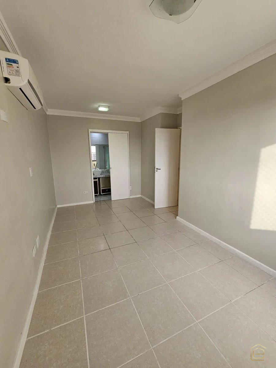 Apartamento à venda com 3 quartos, 105m² - Foto 12