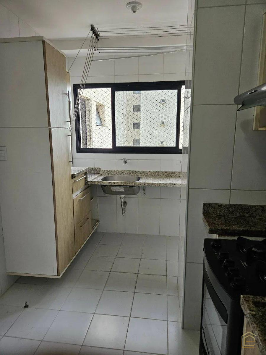 Apartamento à venda com 3 quartos, 105m² - Foto 15