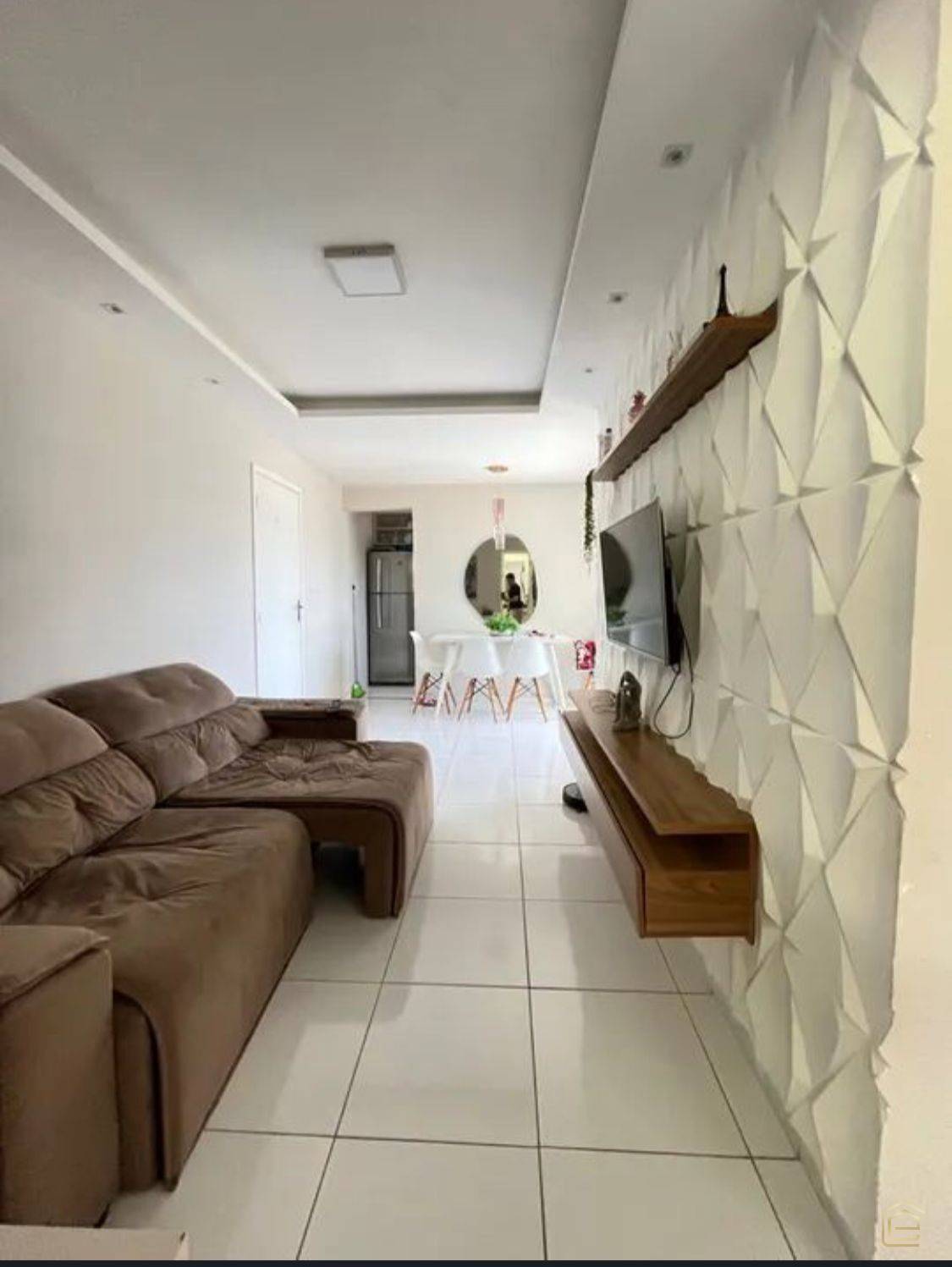 Apartamento à venda com 2 quartos, 60m² - Foto 1