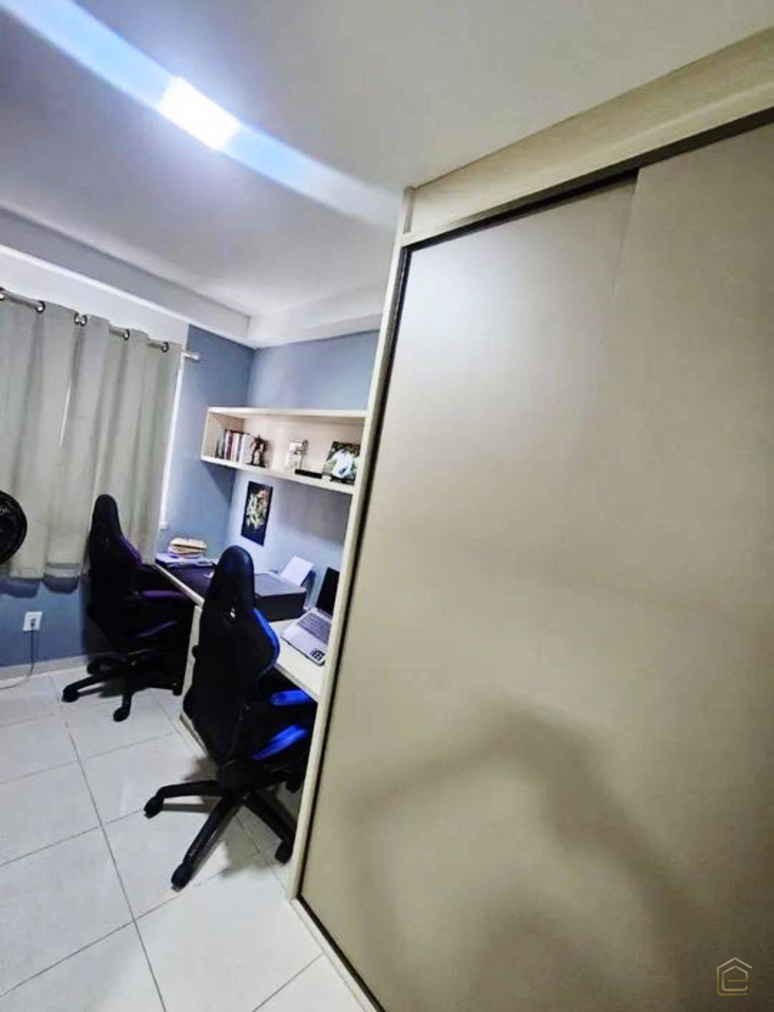 Apartamento à venda com 2 quartos, 60m² - Foto 5