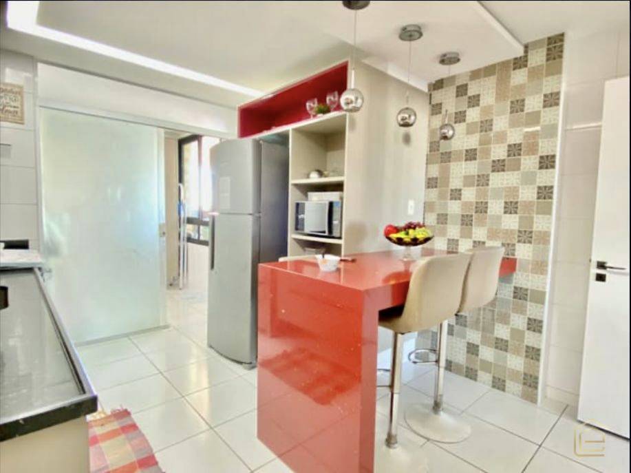 Apartamento à venda com 4 quartos, 148m² - Foto 10