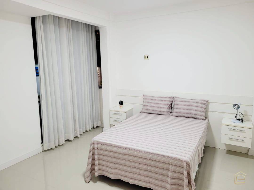 Apartamento à venda com 3 quartos, 126m² - Foto 8