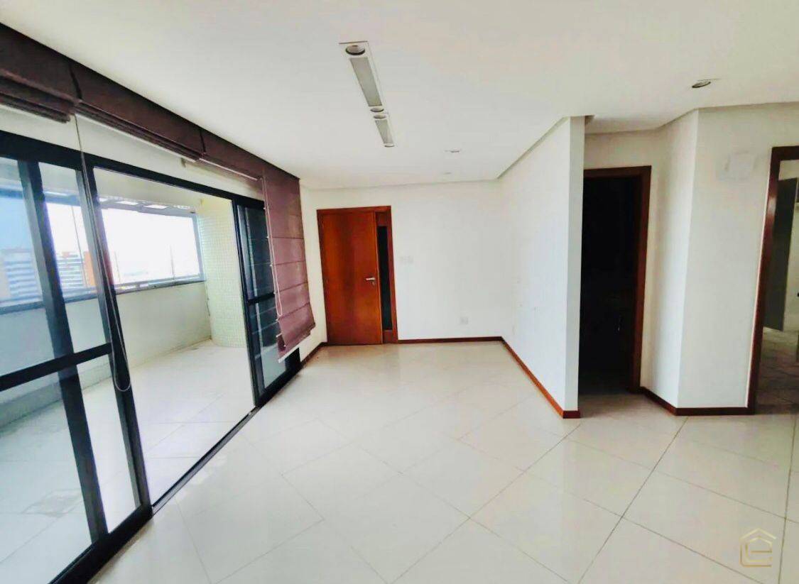 Apartamento à venda com 4 quartos, 160m² - Foto 4