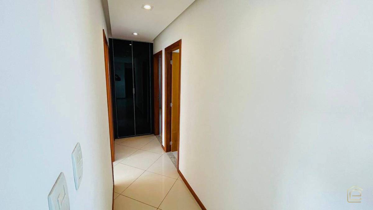 Apartamento à venda com 4 quartos, 160m² - Foto 12