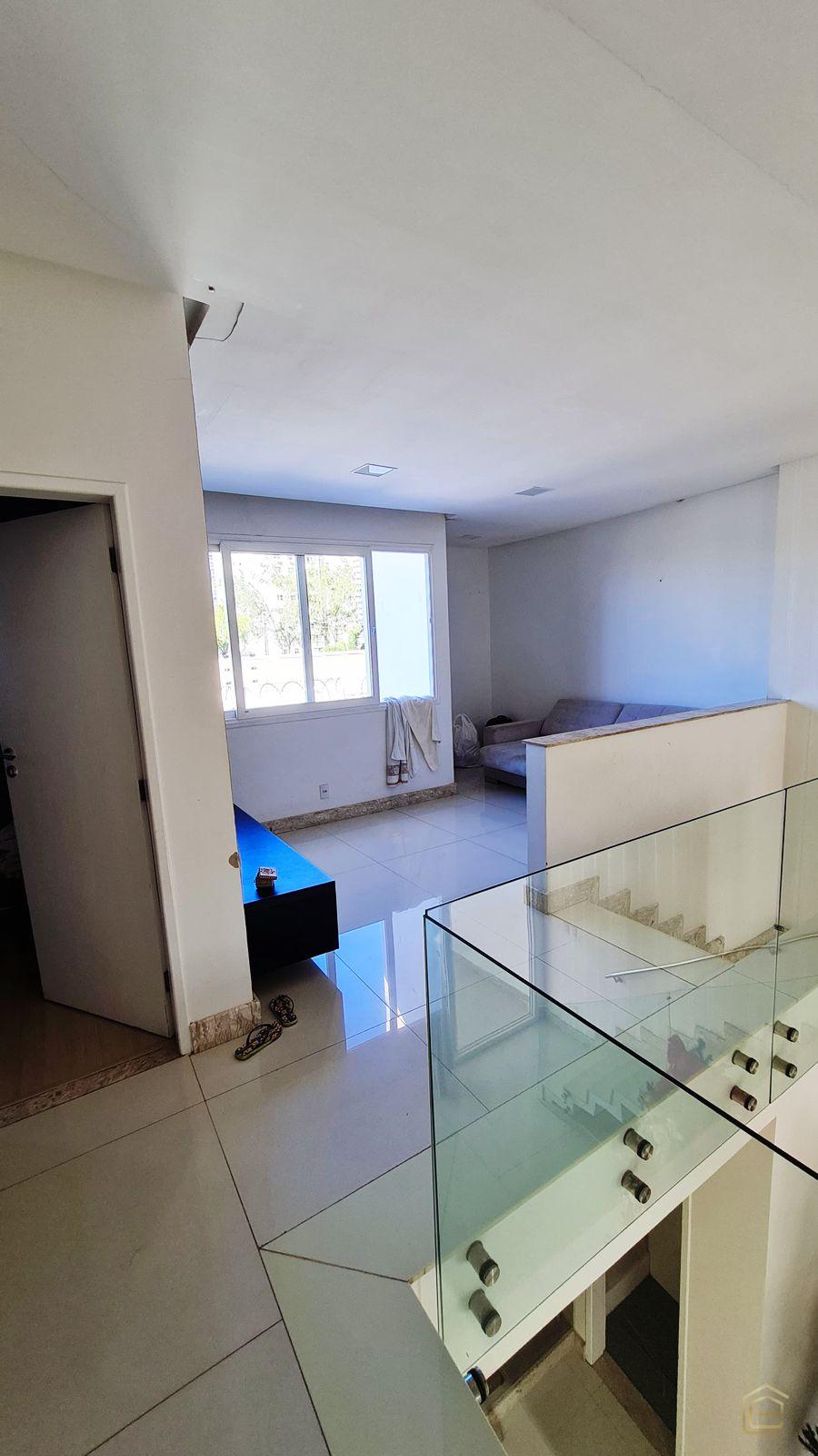 Casa à venda com 4 quartos, 362m² - Foto 5